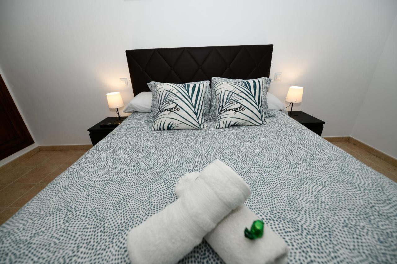 Yuliana Apartment Arrecife  Exterior photo